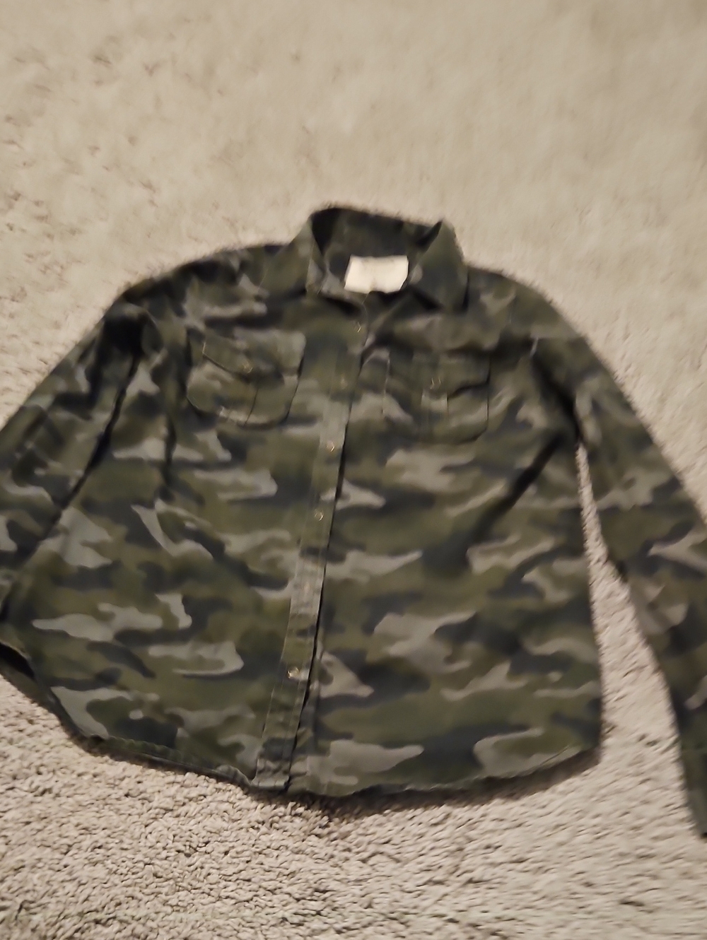 Arizona Jean Company Green Camo Button-Up Jacket